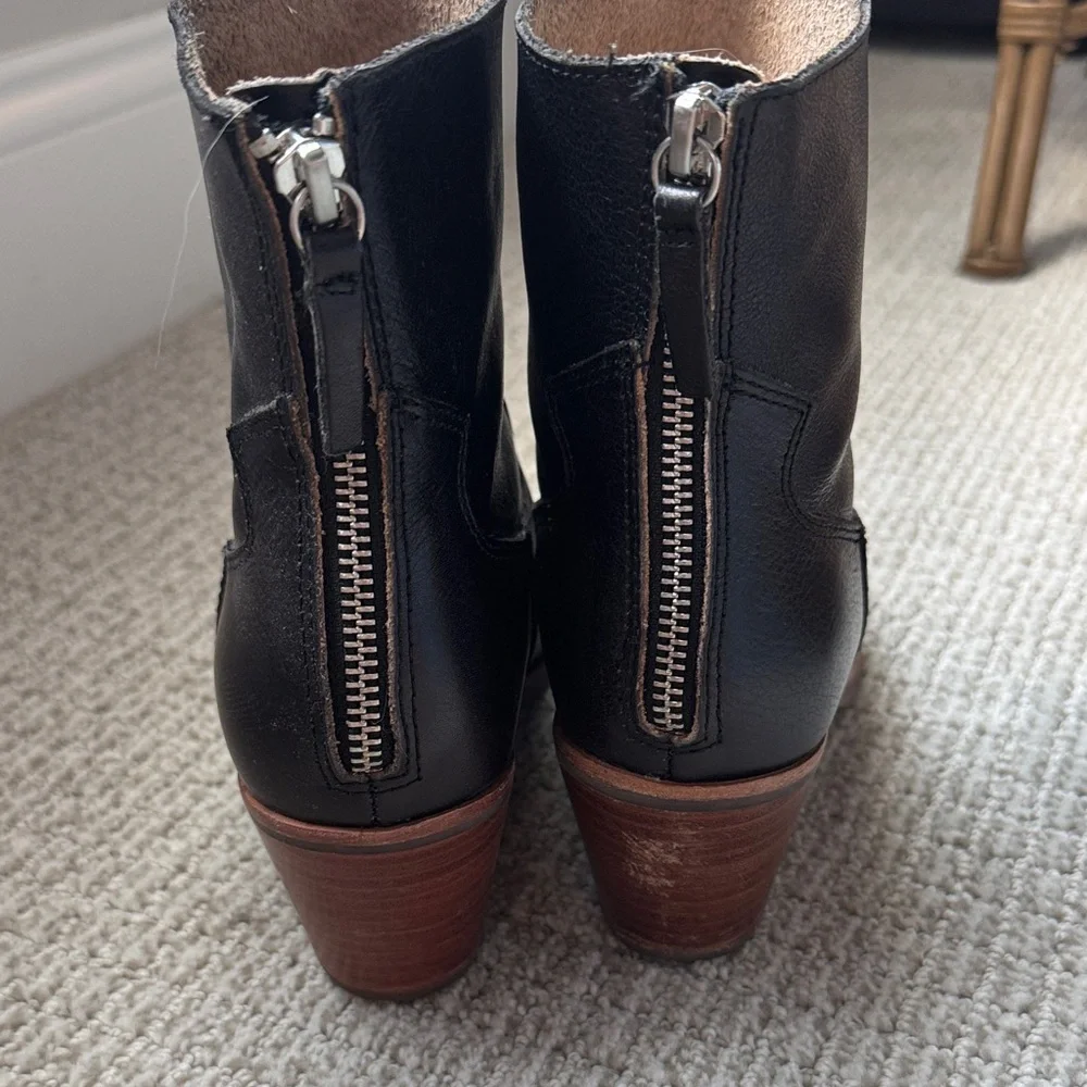 Black Leather Ankle Boots - Women's Western Style